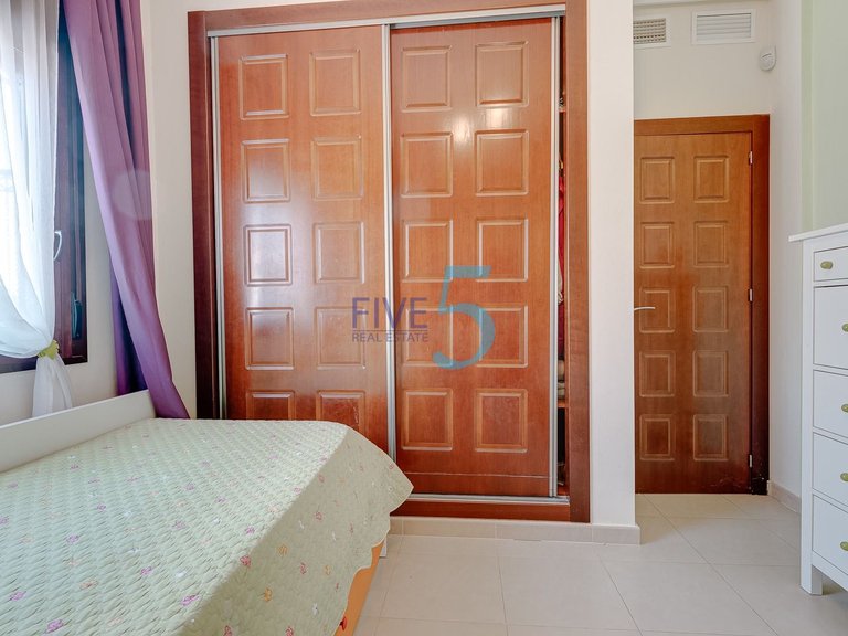 Villa for Sale in Alicante, Valencia 12
