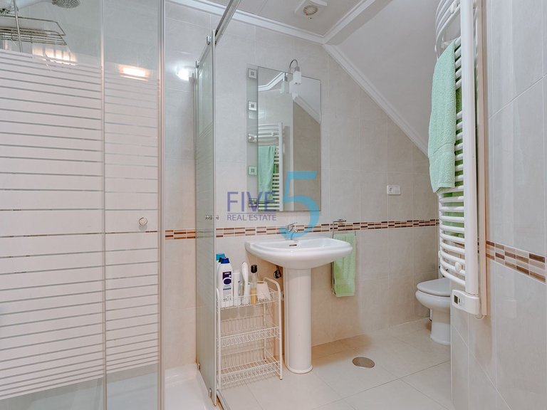 Villa for Sale in Alicante, Valencia 13