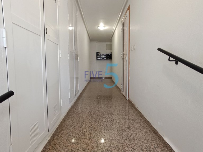 Apartment for Sale in Alicante, Valencia 9