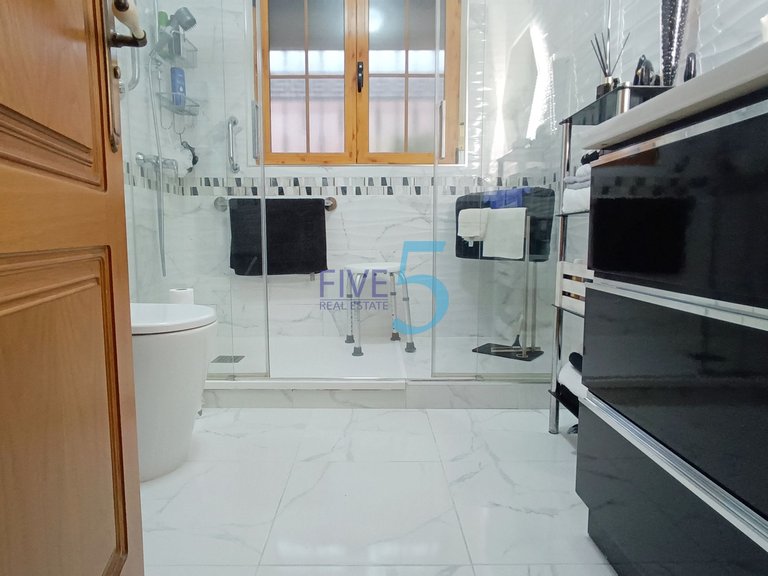 Penthouse for Sale in Alicante, Valencia 21