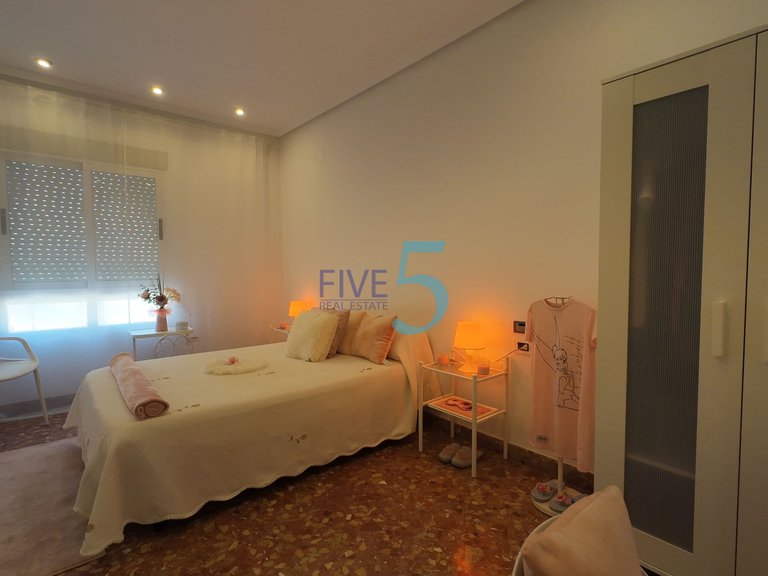 Villa for Sale in Alicante, Valencia 17