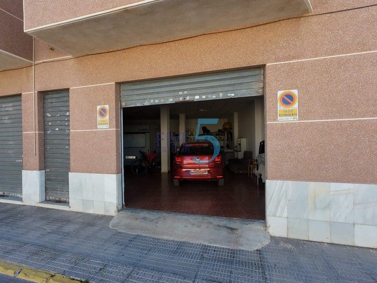 Villa for Sale in Alicante, Valencia 30