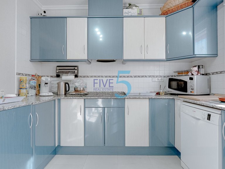 Villa for Sale in Alicante, Valencia 9