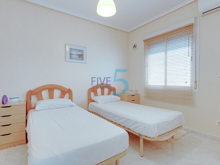 Villa for Sale in Alicante, Valencia 15