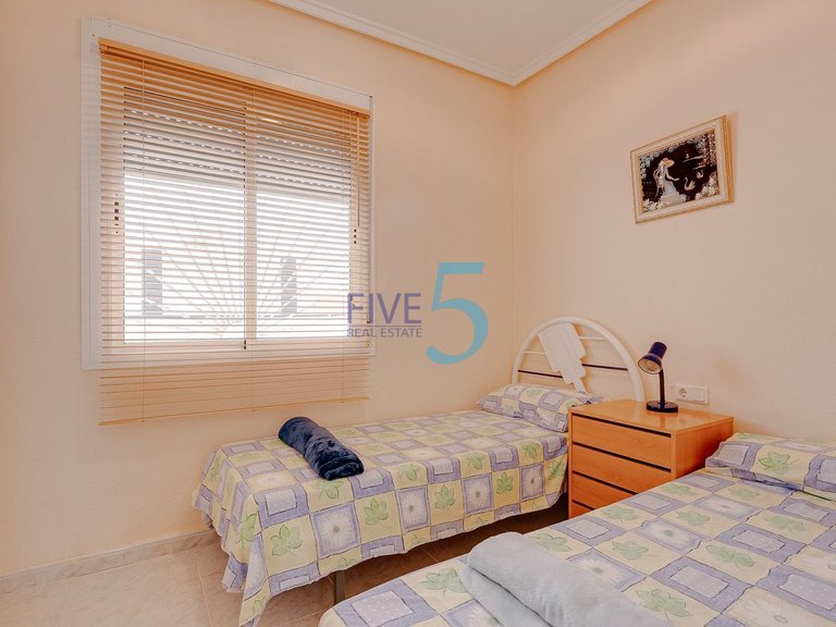 Villa for Sale in Alicante, Valencia 13