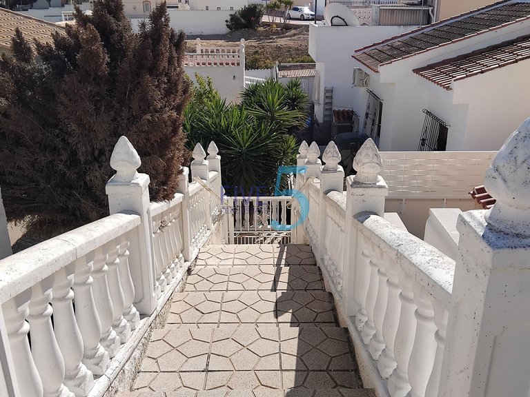 Villa for Sale in Alicante, Valencia 24