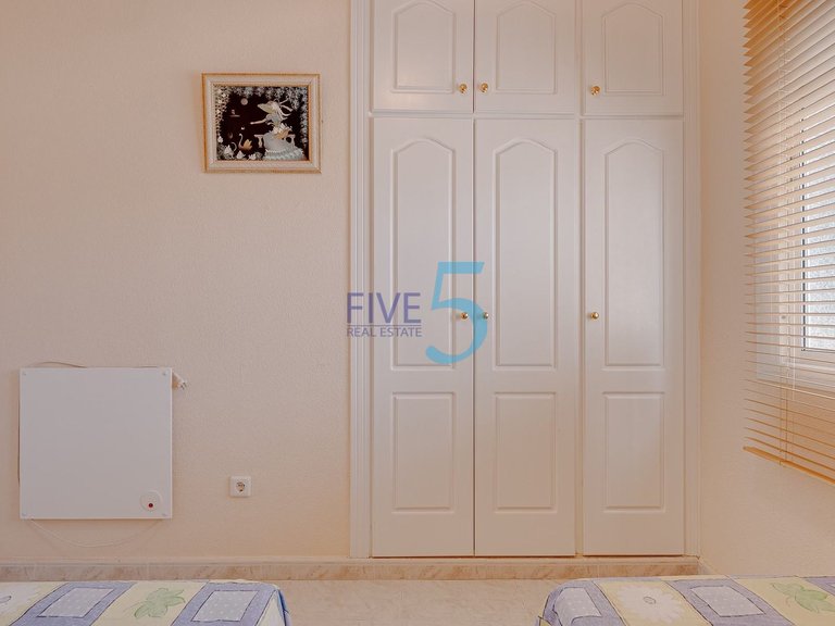 Villa for Sale in Alicante, Valencia 14