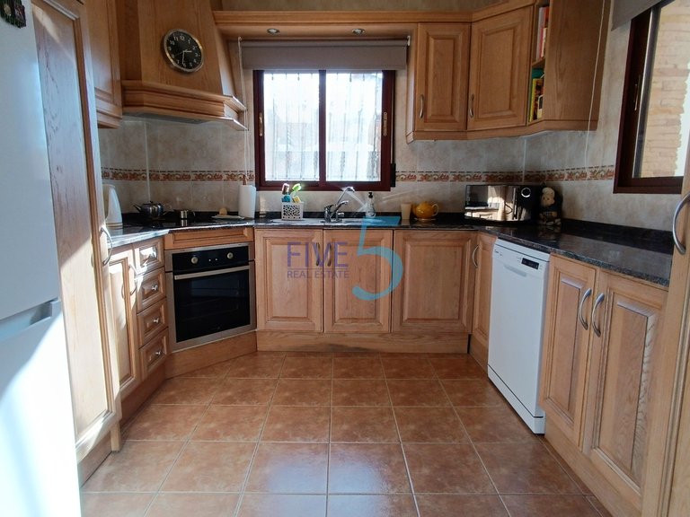 Villa for Sale in Alicante, Valencia 21