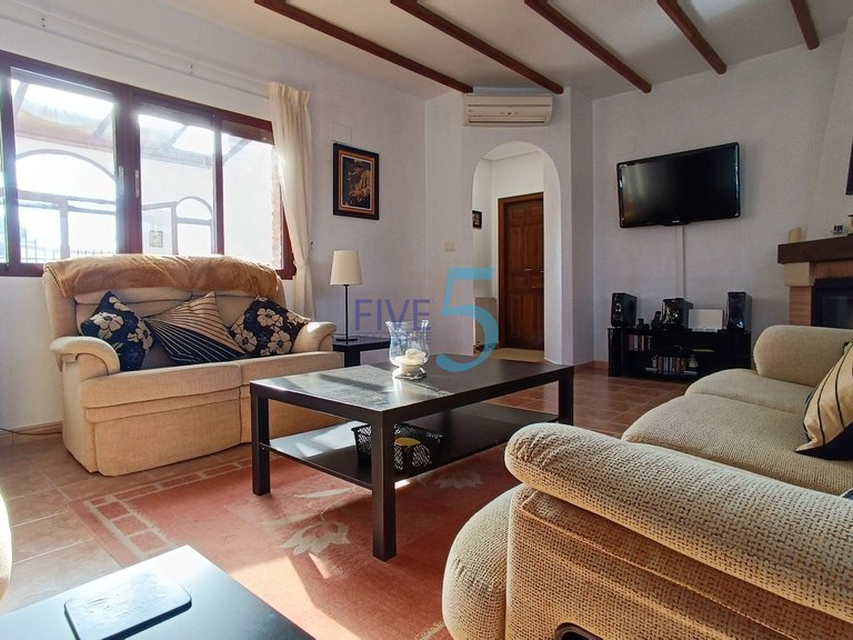 Villa for Sale in Alicante, Valencia 26