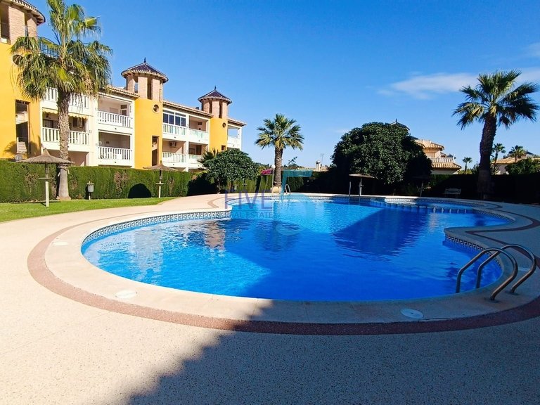 Penthouse for Sale in Alicante, Valencia 2