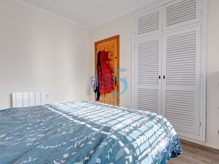 Villa for Sale in Alicante, Valencia 10