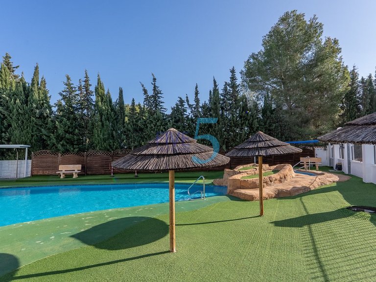 Villa for Sale in Alicante, Valencia 33