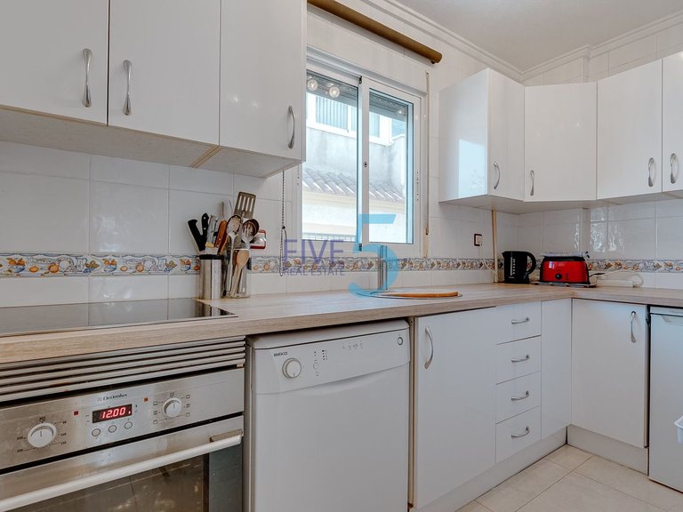 Villa for Sale in Alicante, Valencia 6