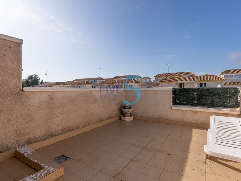 Villa for Sale in Alicante, Valencia 24