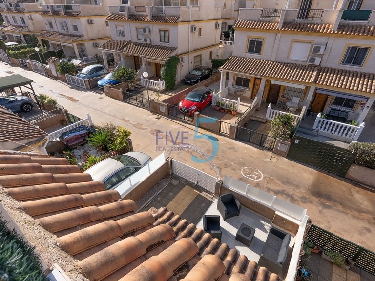 Villa for Sale in Alicante, Valencia 26