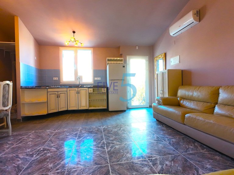 Apartment for Sale in Alicante, Valencia 3