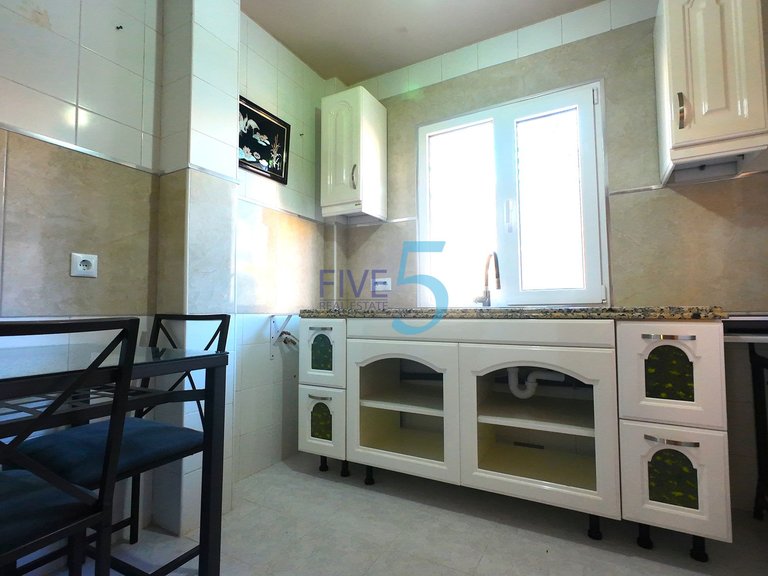 Apartment for Sale in Alicante, Valencia 2