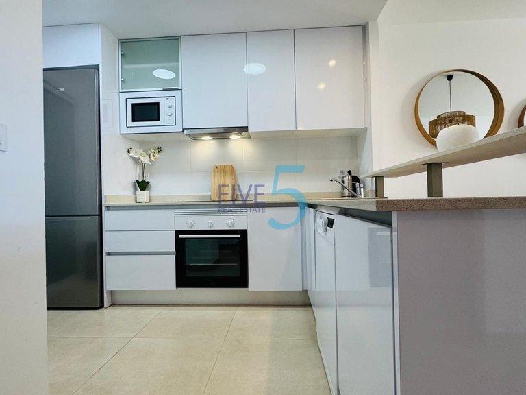 Apartment for Sale in Alicante, Valencia 8