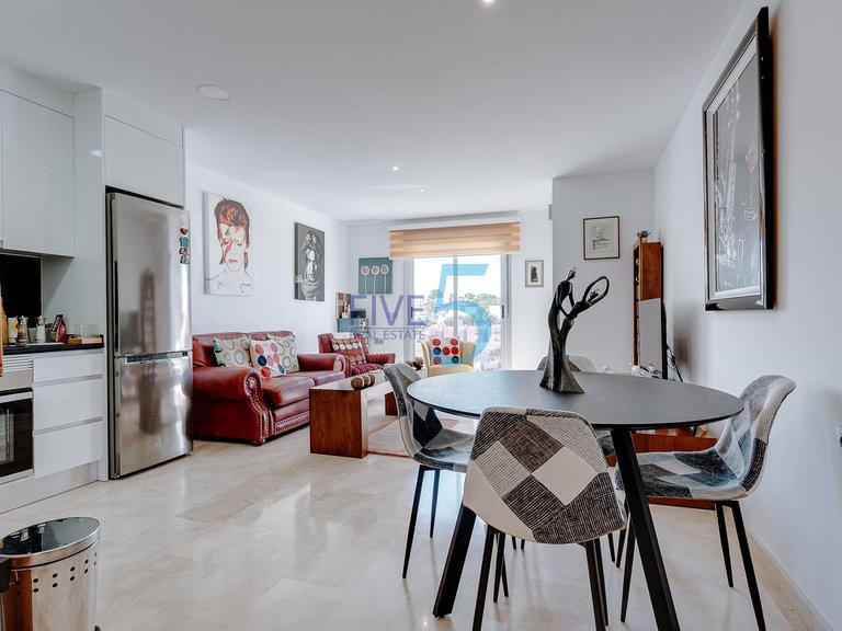 Apartment for Sale in Alicante, Valencia 2