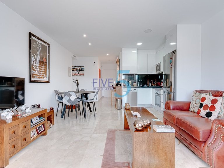 Apartment for Sale in Alicante, Valencia 4