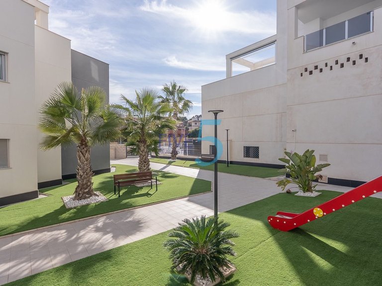 Apartment for Sale in Alicante, Valencia 22