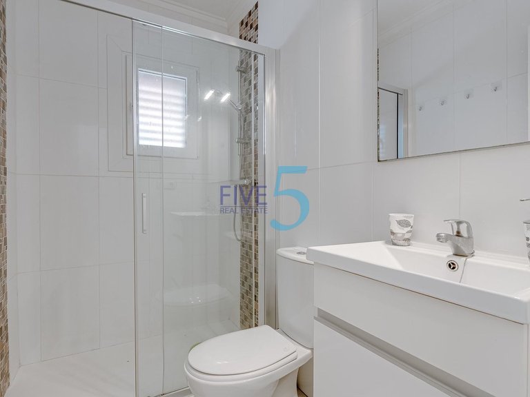 Apartment for Sale in Alicante, Valencia 15