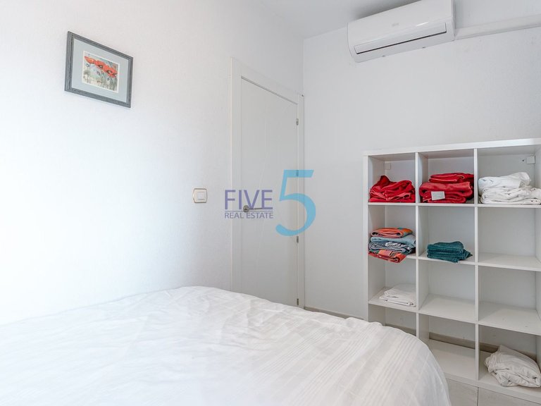 Apartment for Sale in Alicante, Valencia 17