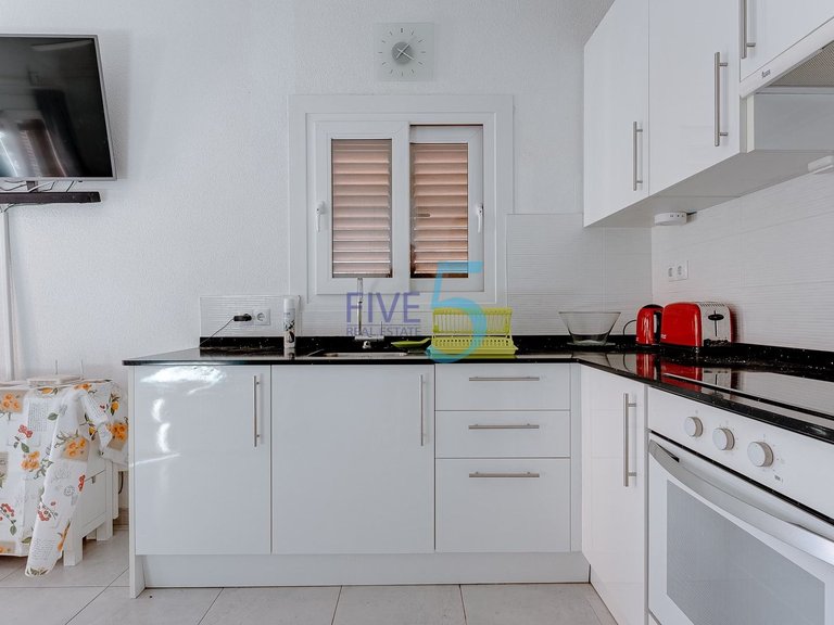 Apartment for Sale in Alicante, Valencia 8