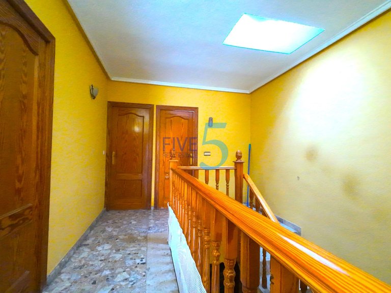 Villa for Sale in Alicante, Valencia 20
