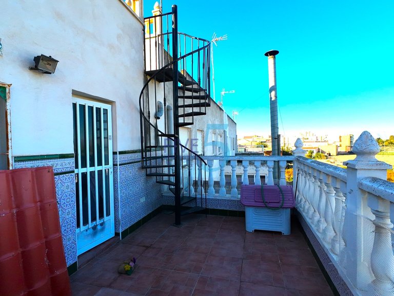 Villa for Sale in Alicante, Valencia 2