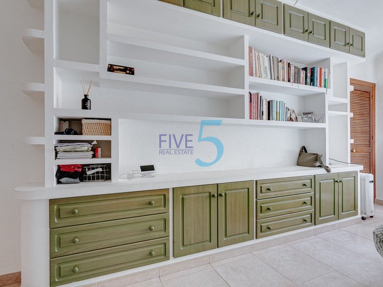 Apartment for Sale in Alicante, Valencia 12