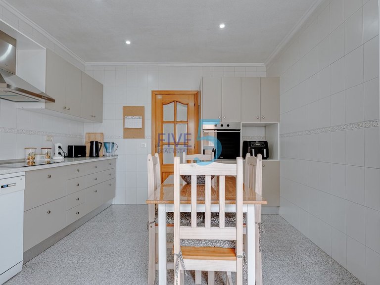 Apartment for Sale in Alicante, Valencia 6