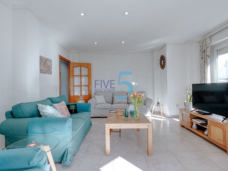 Apartment for Sale in Alicante, Valencia 4