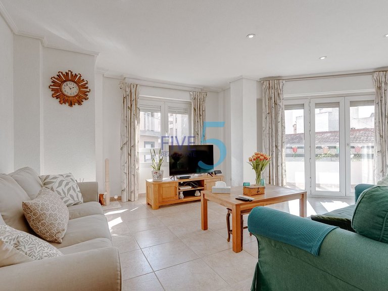 Apartment for Sale in Alicante, Valencia 3