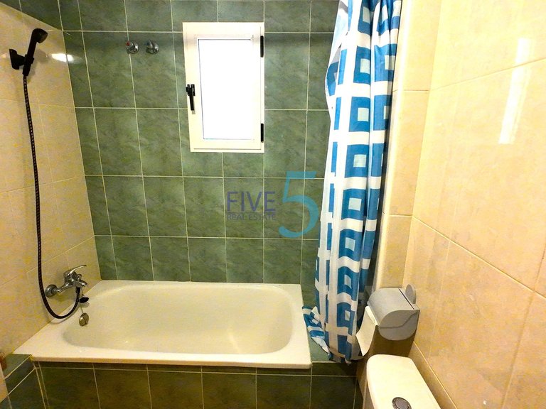 Apartment for Sale in Alicante, Valencia 11