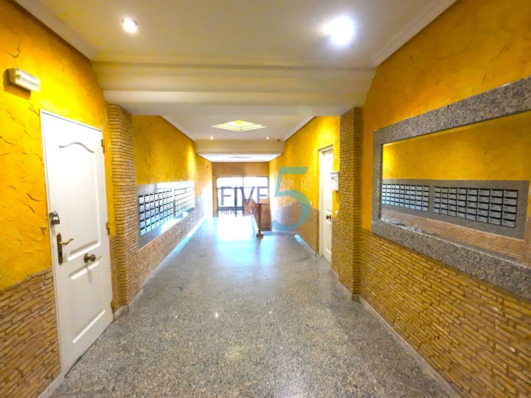 Apartment for Sale in Alicante, Valencia 17