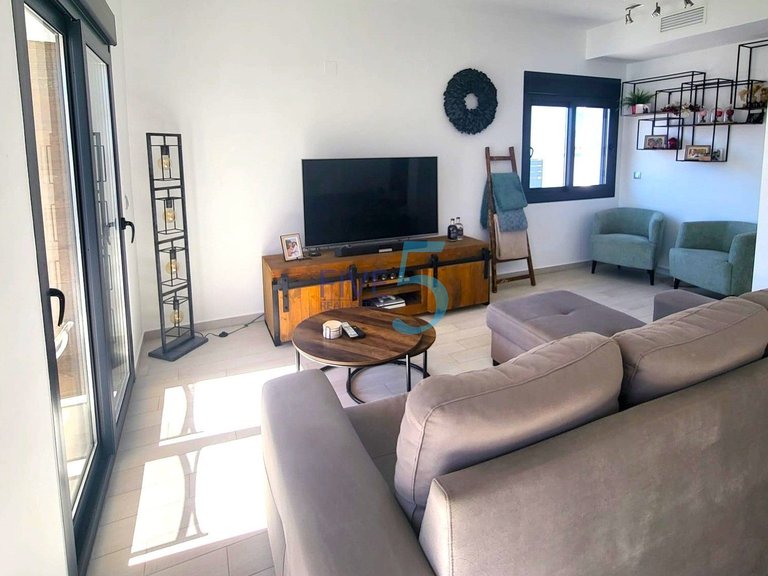 Villa for Sale in Alicante, Valencia 6
