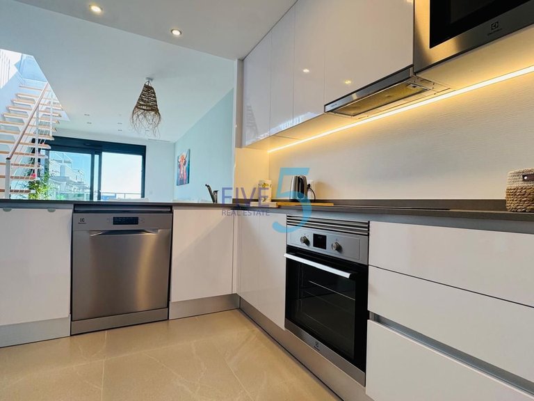 Penthouse for Sale in Alicante, Valencia 4