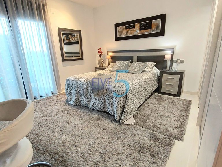 Apartment for Sale in Alicante, Valencia 10