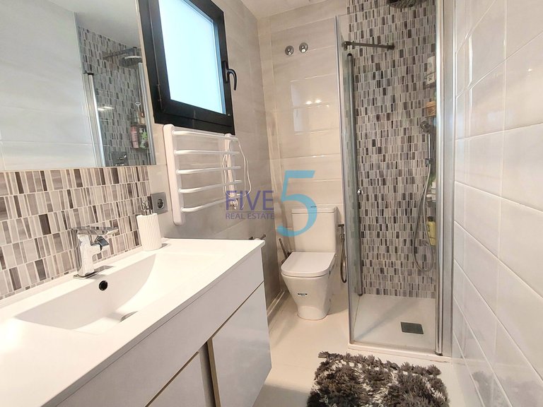 Apartment for Sale in Alicante, Valencia 13