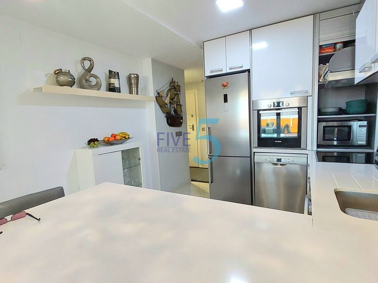 Apartment for Sale in Alicante, Valencia 6
