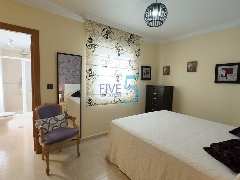 Apartment for Sale in Alicante, Valencia 4