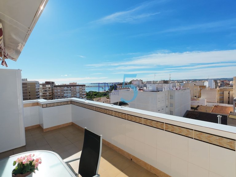Apartment for Sale in Alicante, Valencia 32