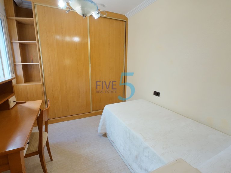 Apartment for Sale in Alicante, Valencia 12
