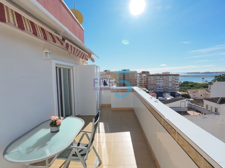 Apartment for Sale in Alicante, Valencia 1