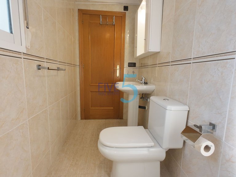 Apartment for Sale in Alicante, Valencia 9