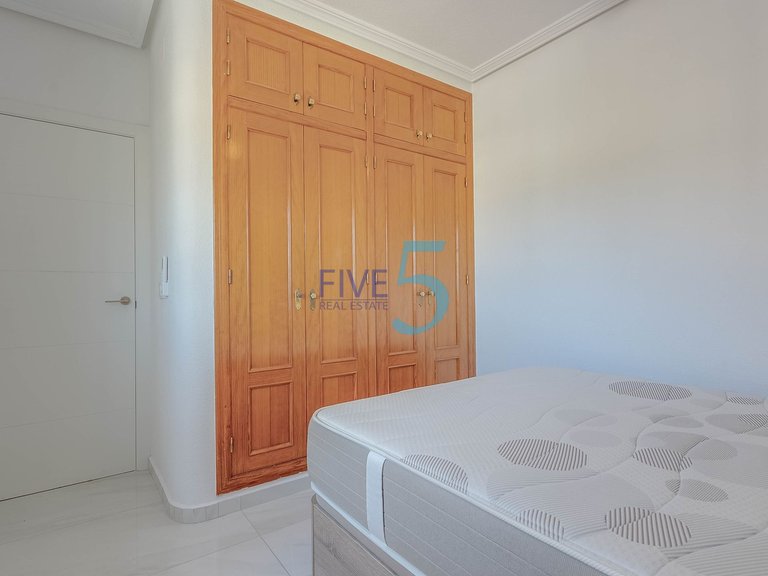 Villa for Sale in Alicante, Valencia 15