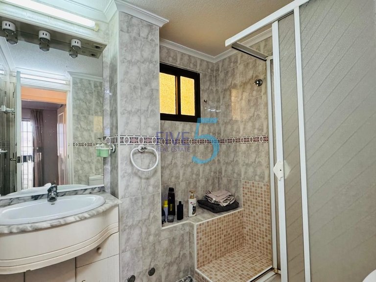 Apartment for Sale in Alicante, Valencia 7