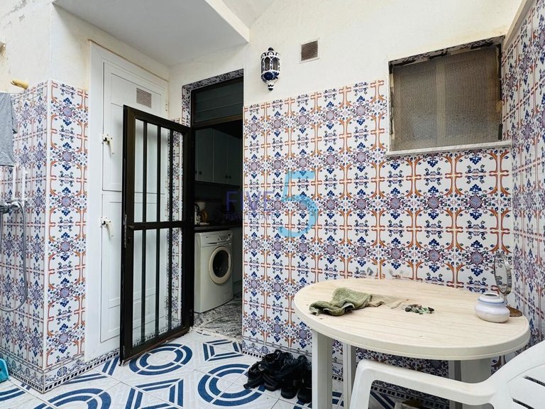 Apartment for Sale in Alicante, Valencia 11