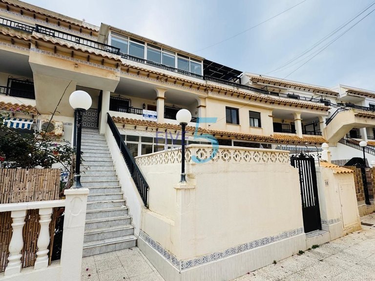 Apartment for Sale in Alicante, Valencia 1